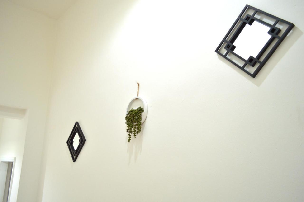 Beautiful Two-Bed Apartment With Driveway Parking Nottingham Eksteriør billede
